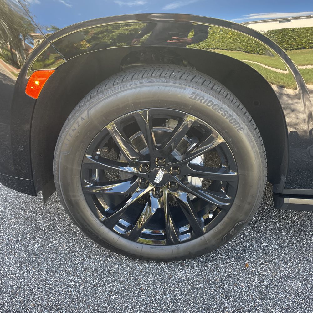 2024 Cadillac Escalade ESV Sport