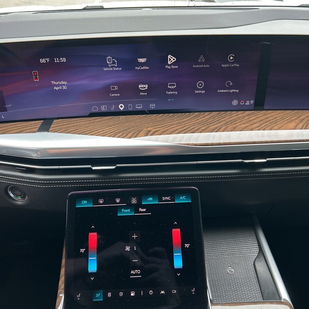 2025 Cadillac Escalade Sport Platinum