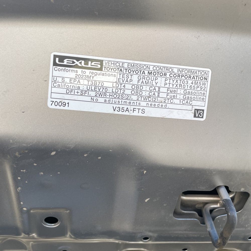 2023 Lexus LX 600 F SPORT Handling