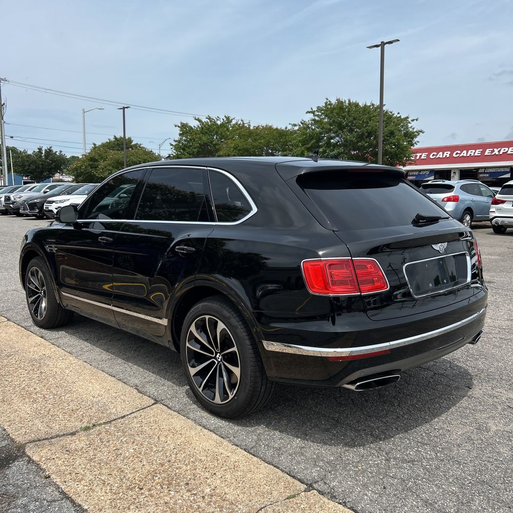 2018 Bentley Bentayga Base