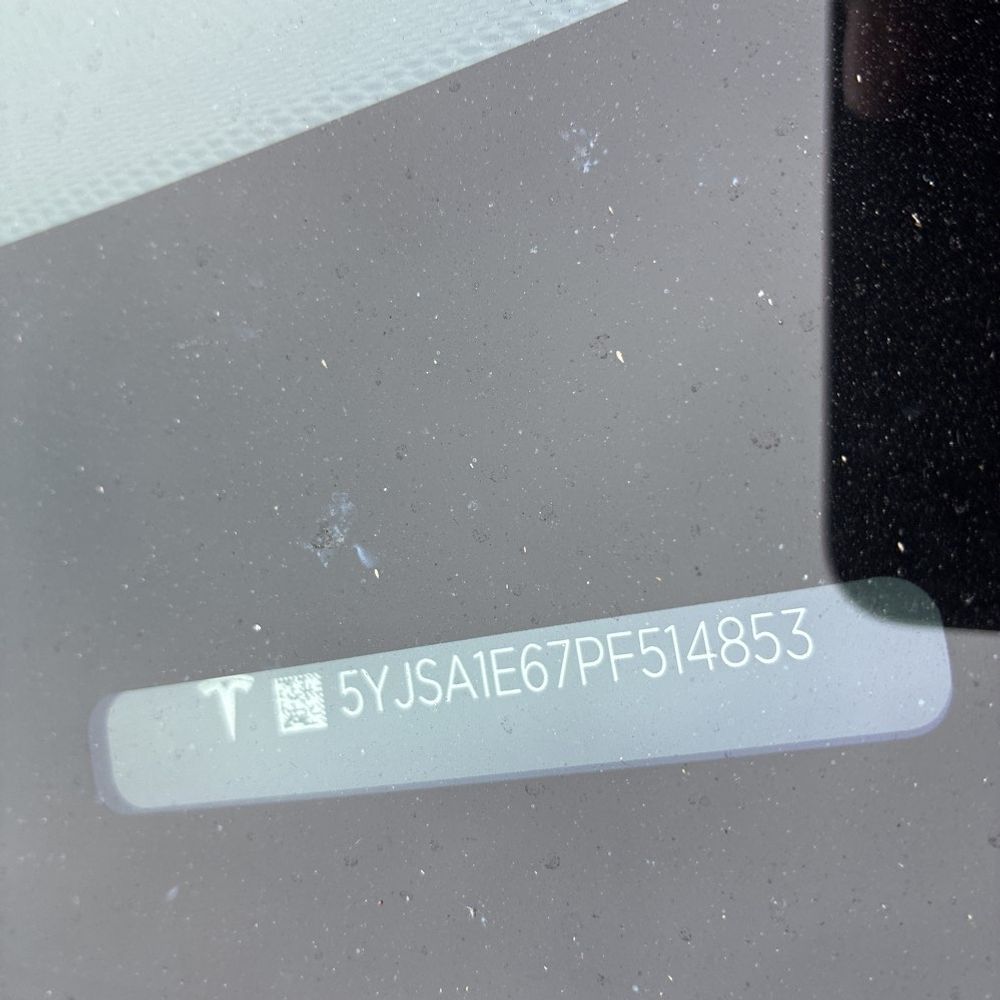 2023 Tesla Model S Plaid