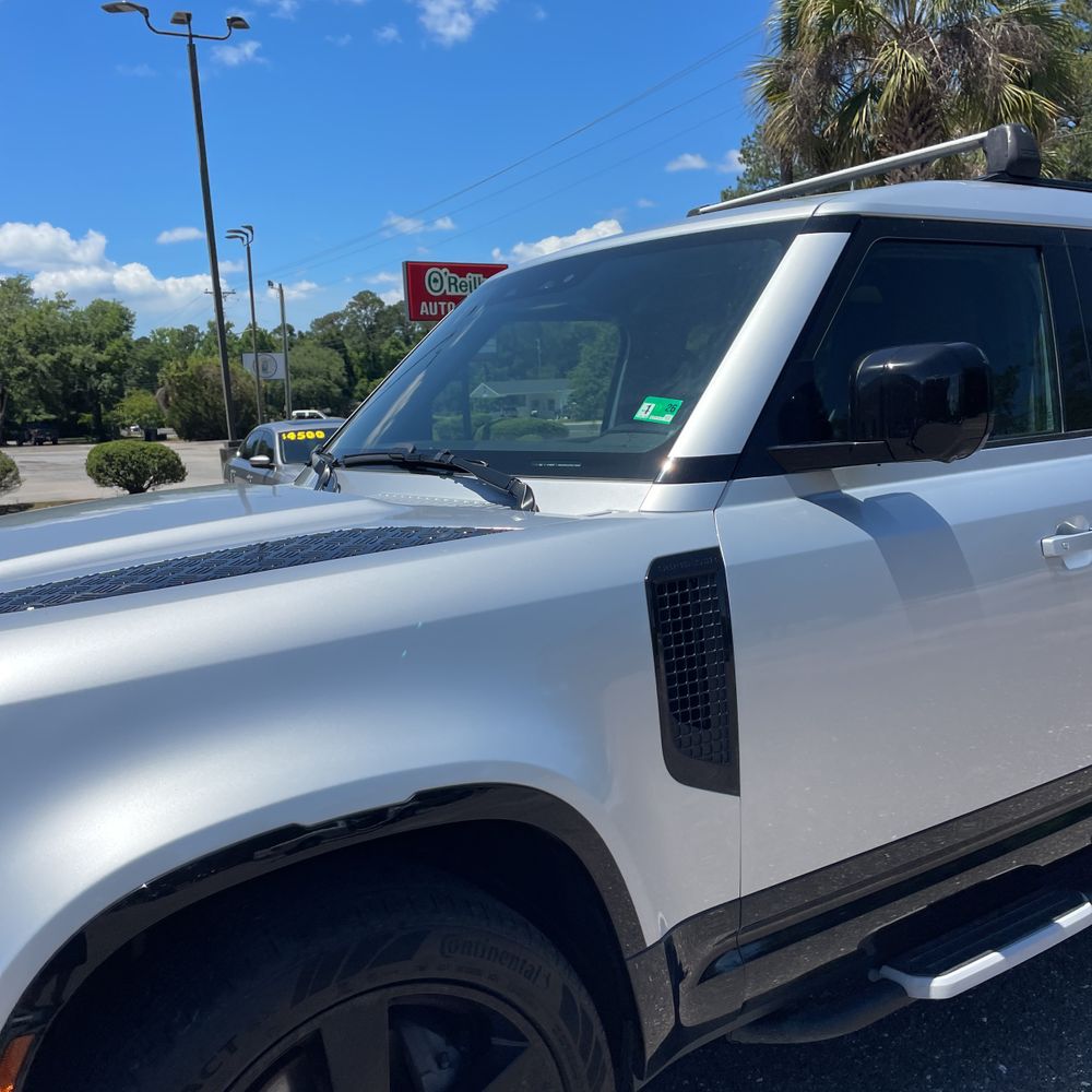 2023 Land Rover Defender 110 X-Dynamic SE