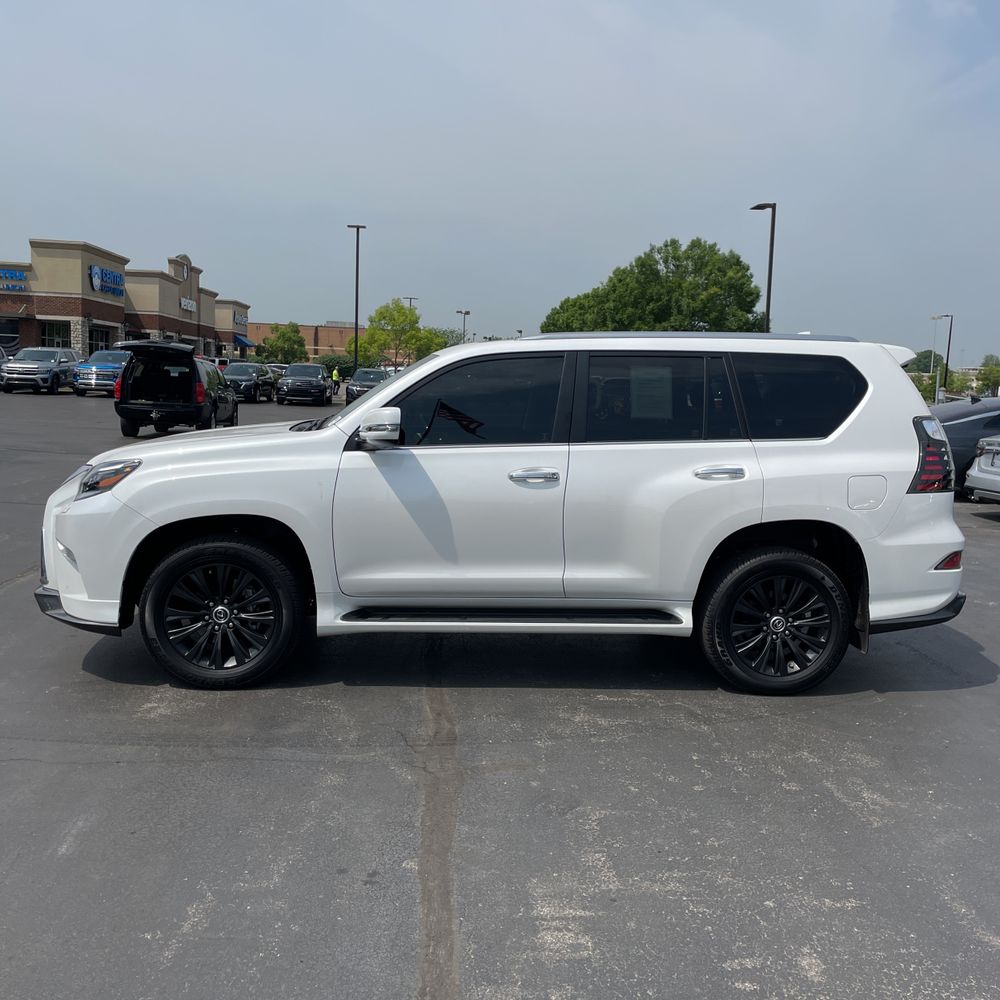 2023 Lexus GX 460 Base