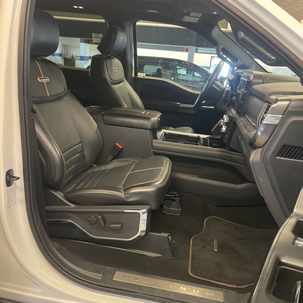 2024 Ford F-250 Super Duty Platinum