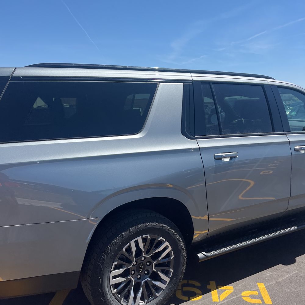 2025 Chevrolet Suburban Z71