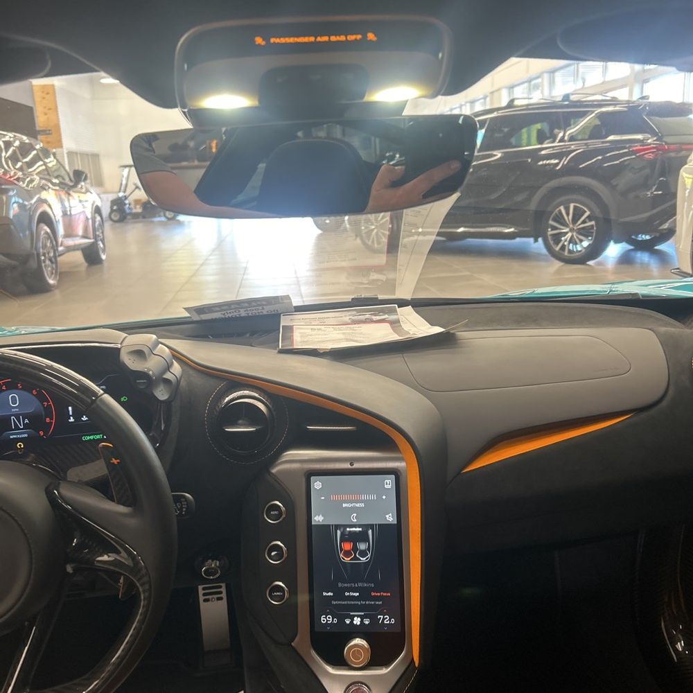 2024 McLaren 750S