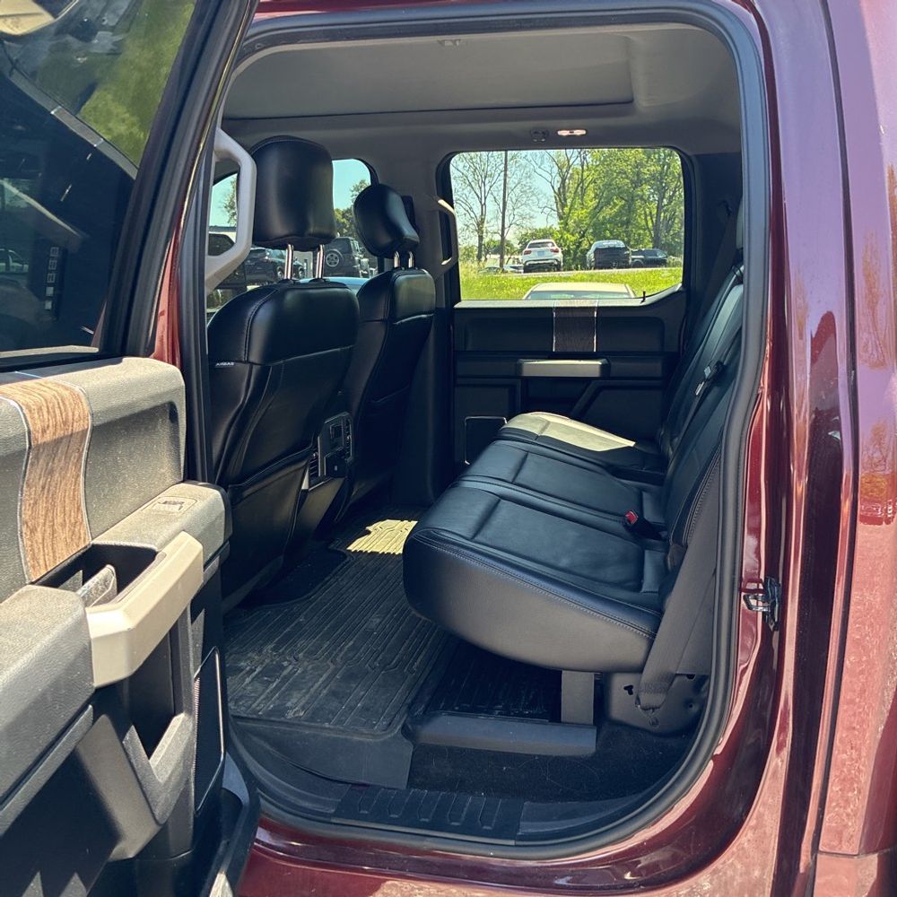 2017 Ford F-350 Super Duty Lariat