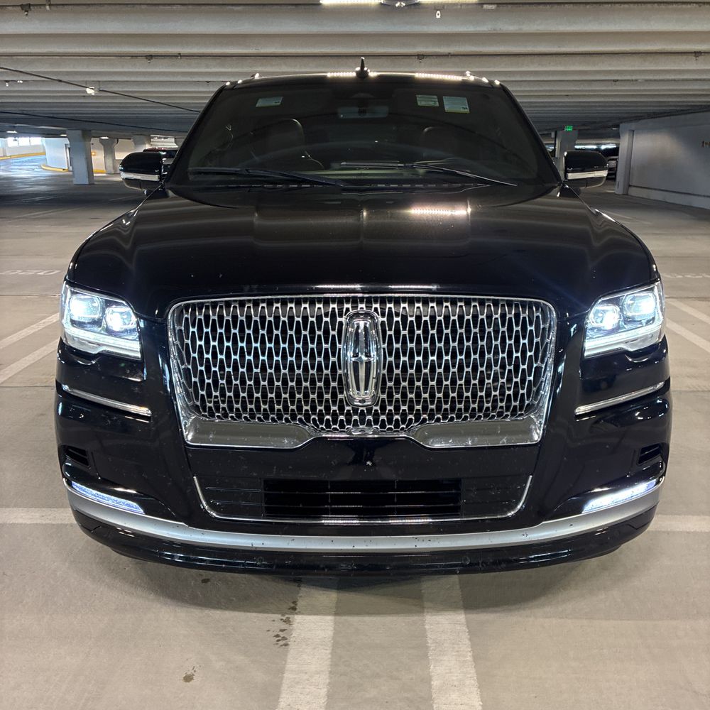 2023 Lincoln Navigator L Reserve