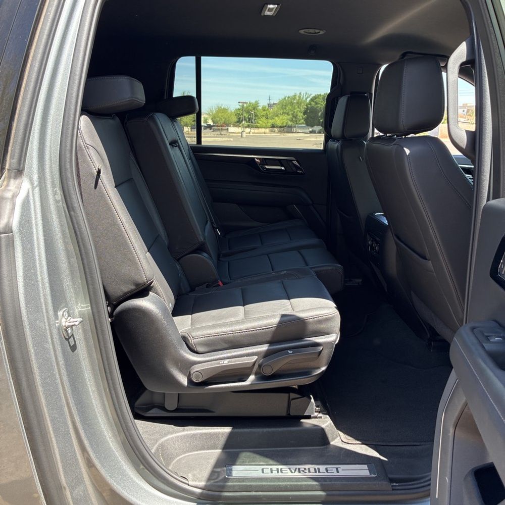 2025 Chevrolet Suburban Z71