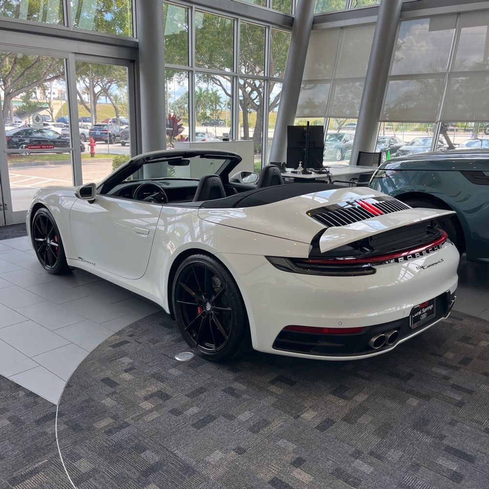 2020 Porsche 911 Carrera 4S