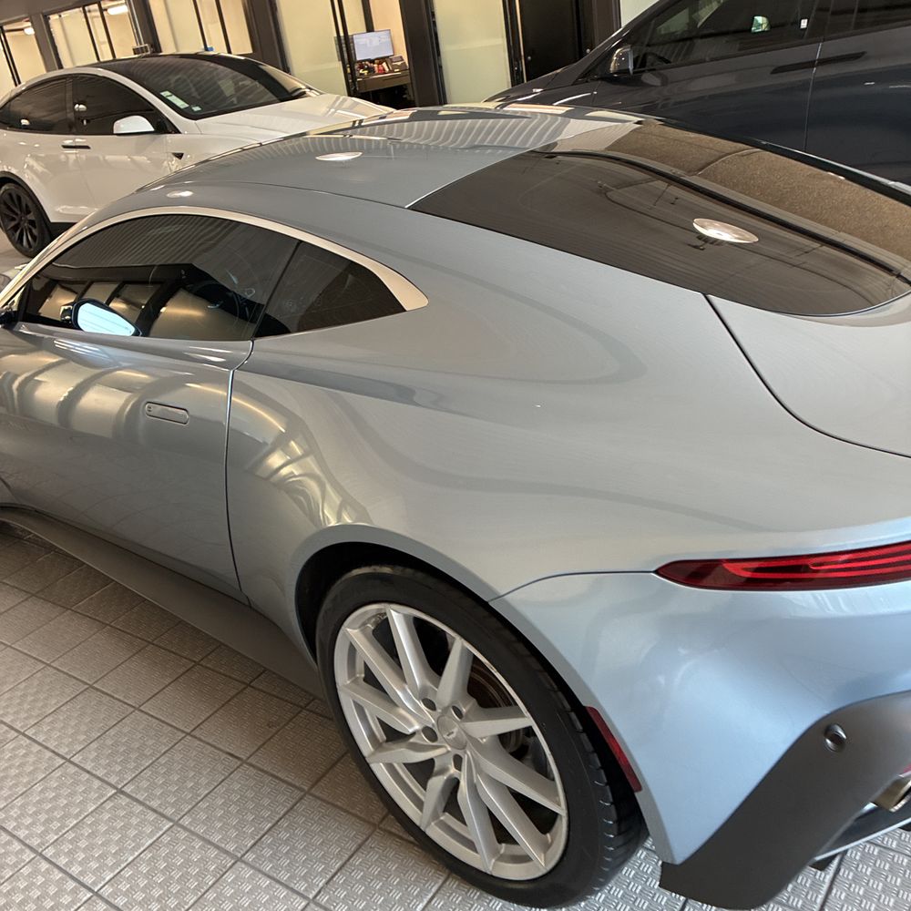 2020 Aston Martin Vantage