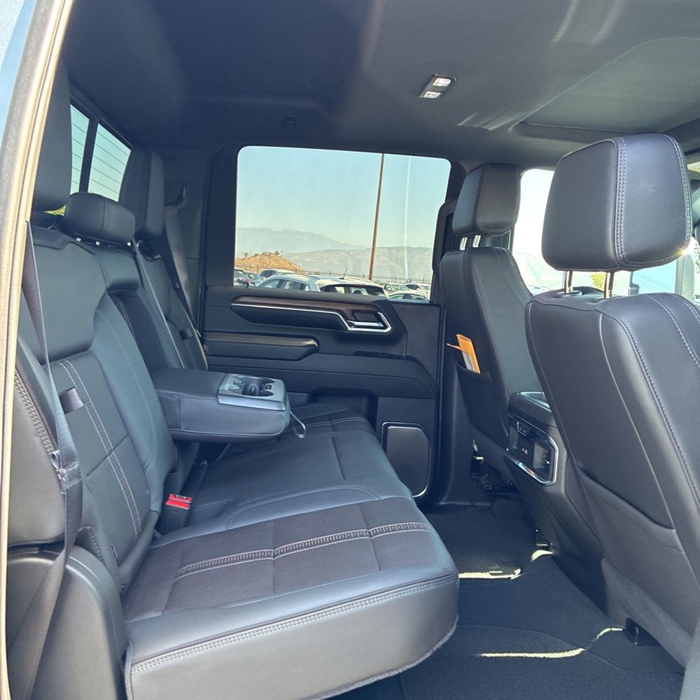 2024 Chevrolet Silverado 3500HD High Country