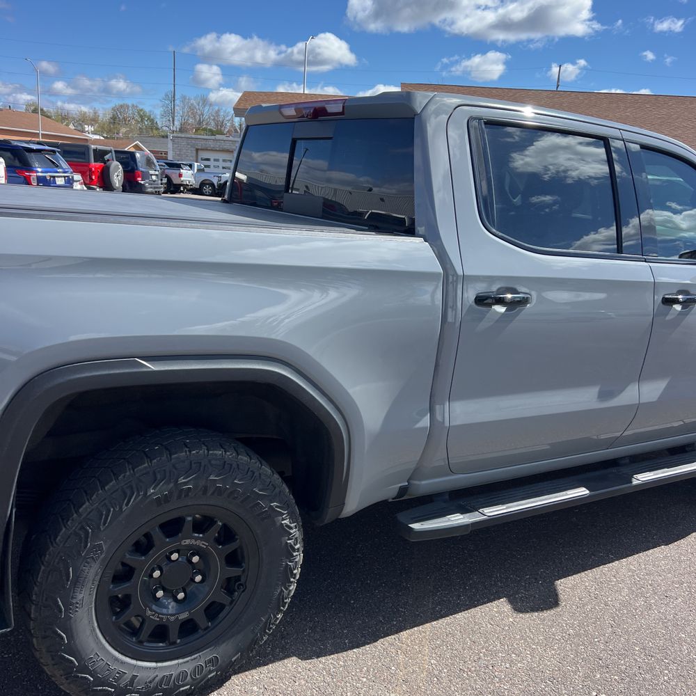 2024 GMC Sierra 1500 AT4X
