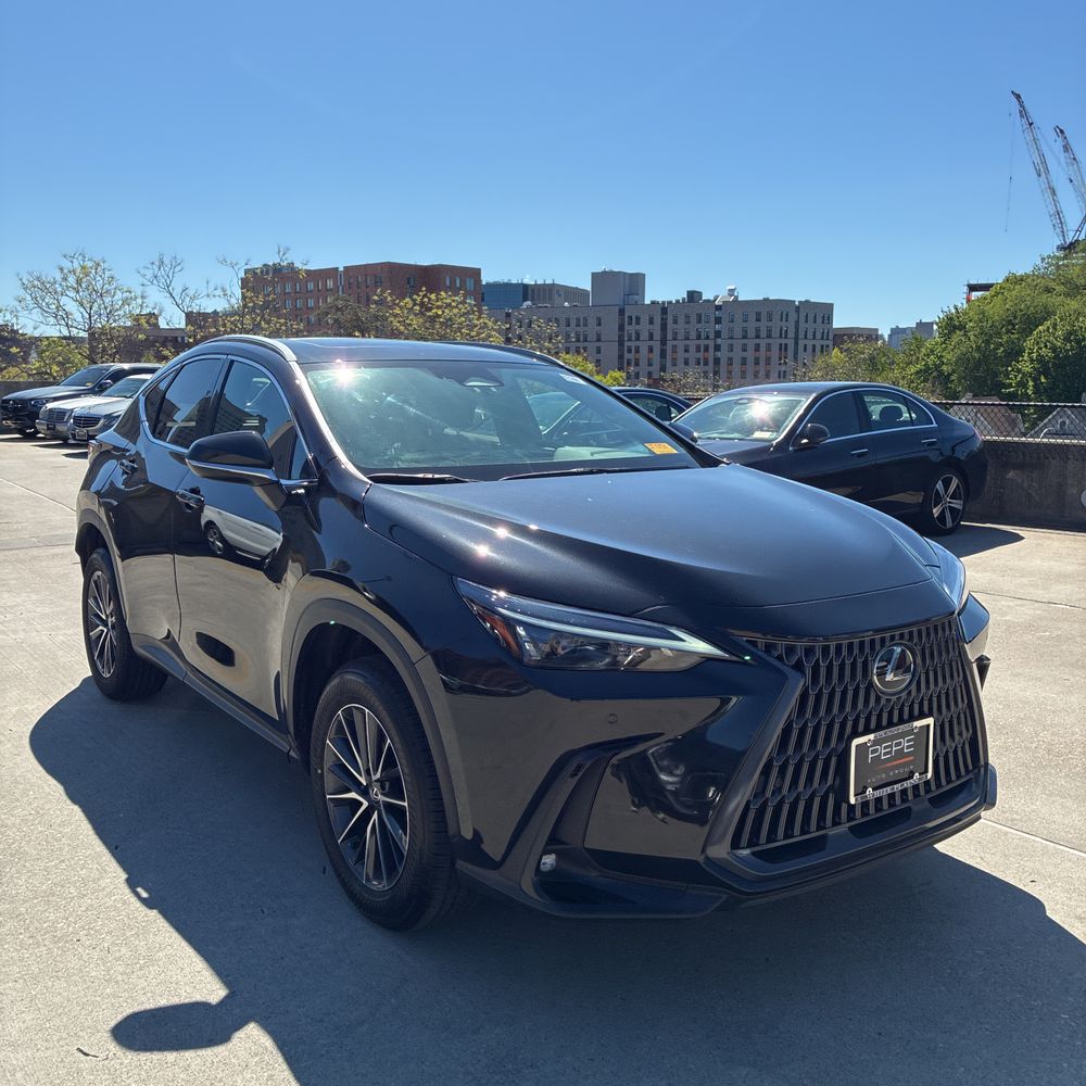 2025 Lexus NX 250 Base