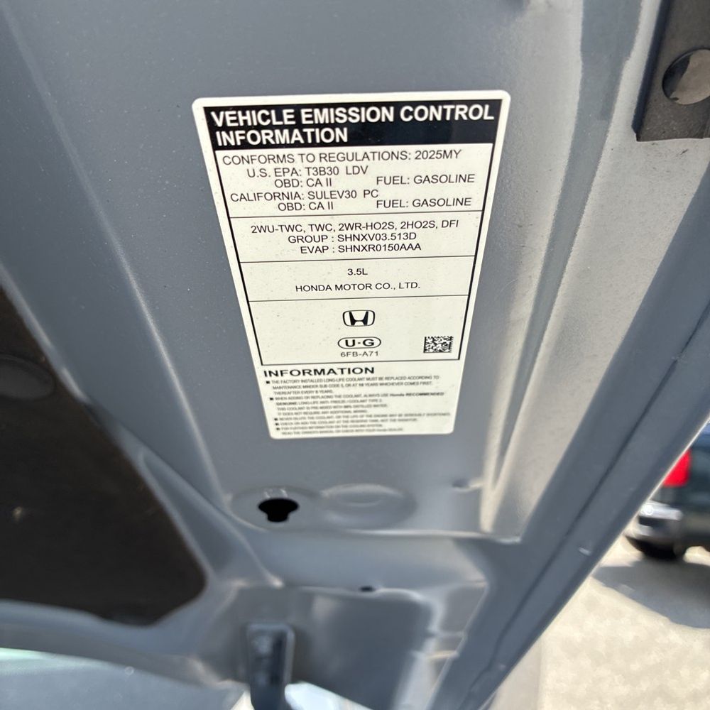 2025 Honda Pilot Sport