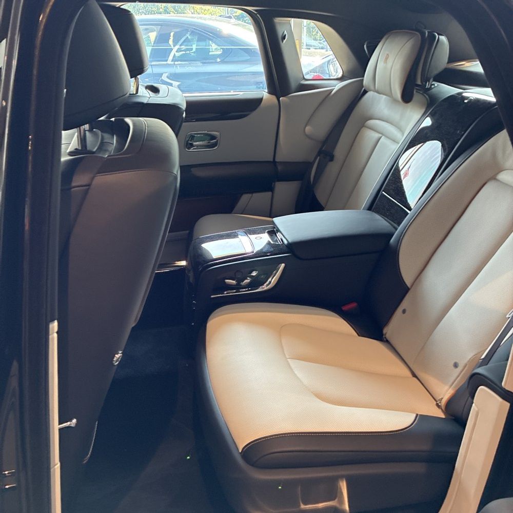 2025 Rolls-Royce Ghost