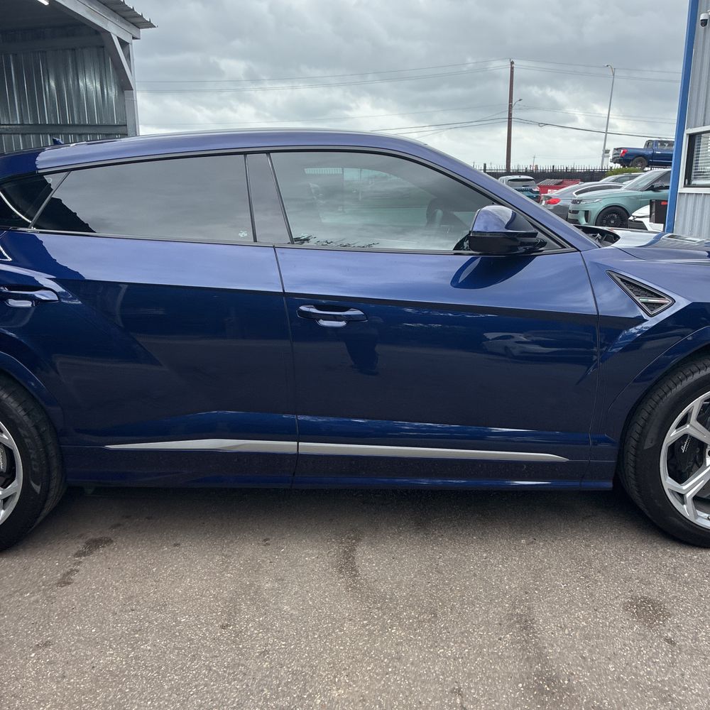 2020 Lamborghini Urus