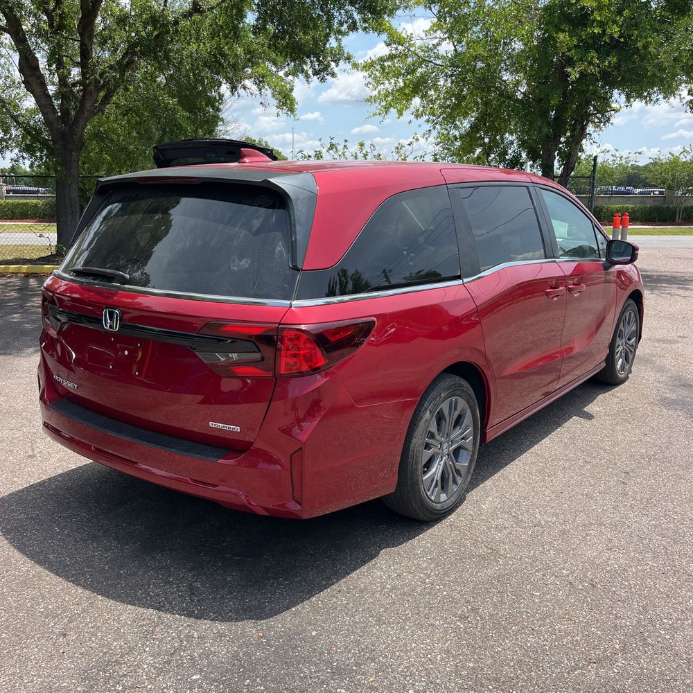 2025 Honda Odyssey Touring