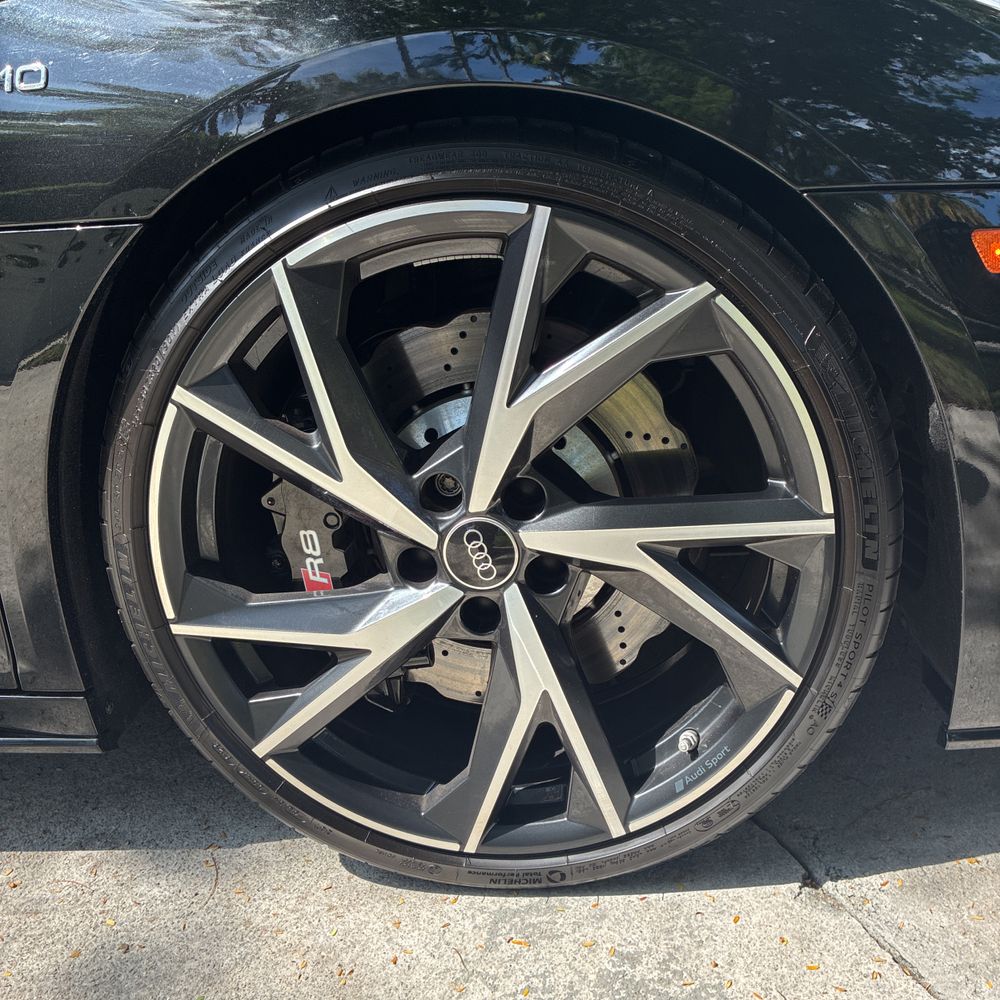 2023 Audi R8 V10 Performance