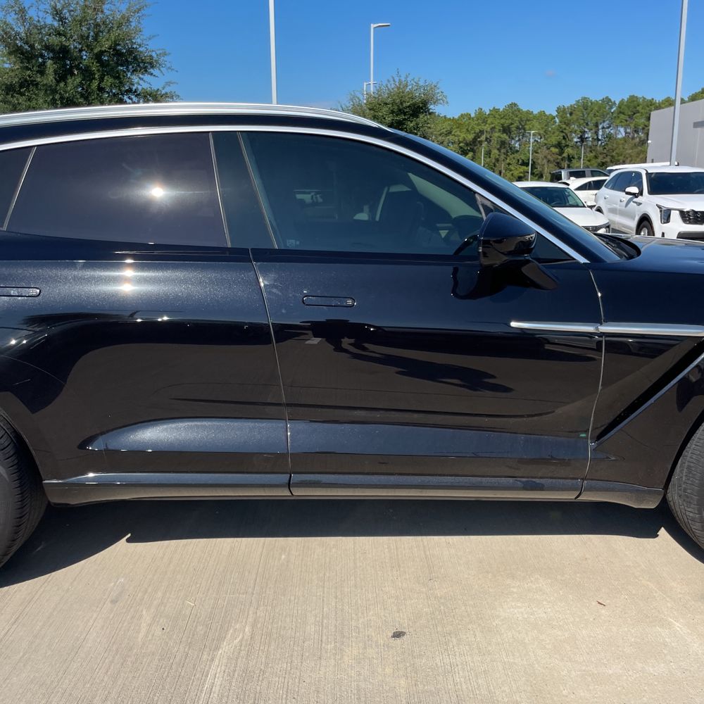 2021 Aston Martin DBX