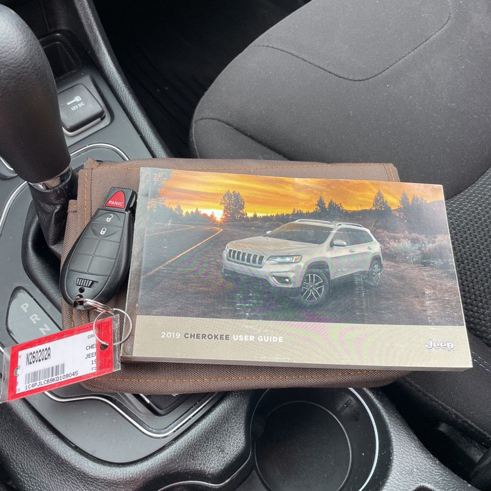 2019 Jeep Cherokee Latitude photo 54