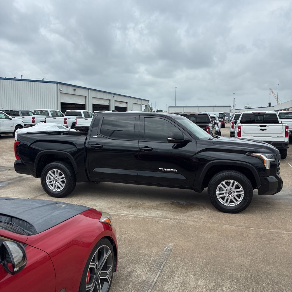 2022 Toyota Tundra SR5 photo 11