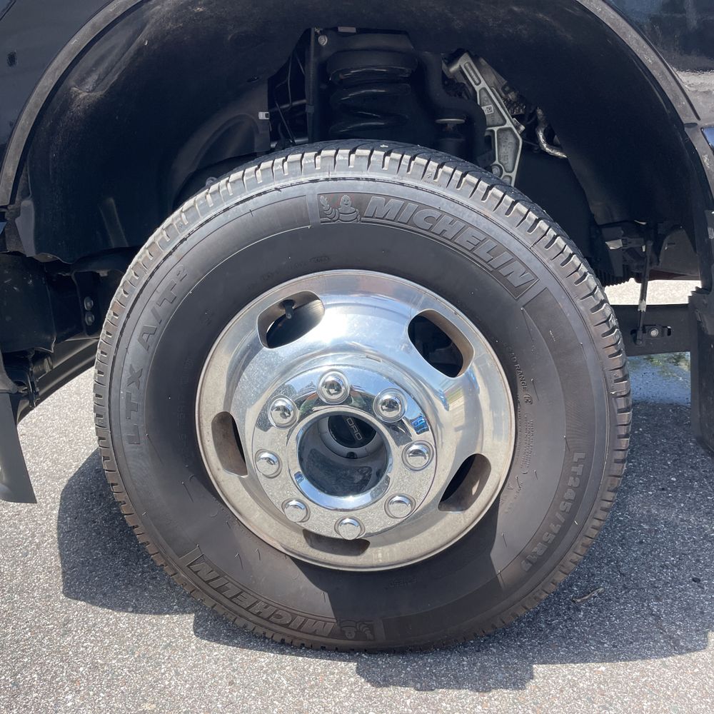 2023 Ford F-350 Super Duty Platinum