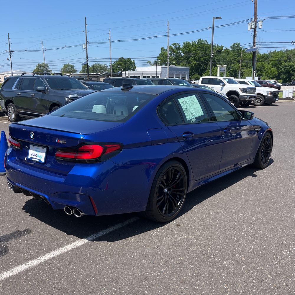 2022 BMW M5 Base