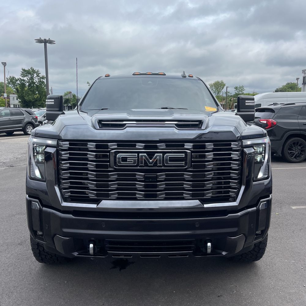 2024 GMC Sierra 3500HD Denali Ultimate