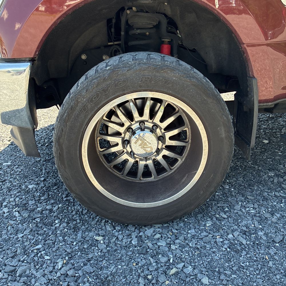 2017 Ford F-350 Super Duty Lariat