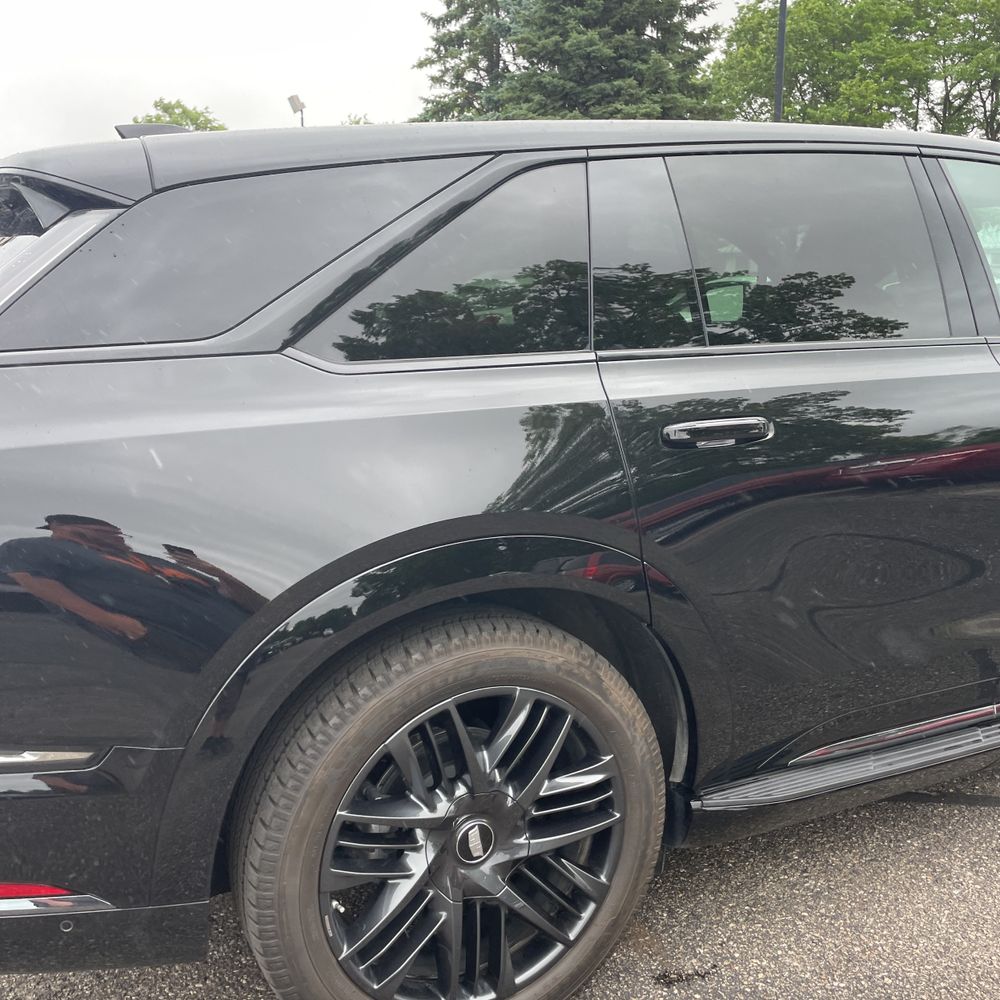 2025 Cadillac Escalade IQ Sport 2