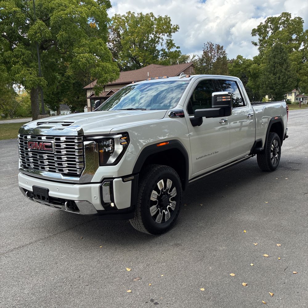 2025 GMC Sierra 3500 Denali