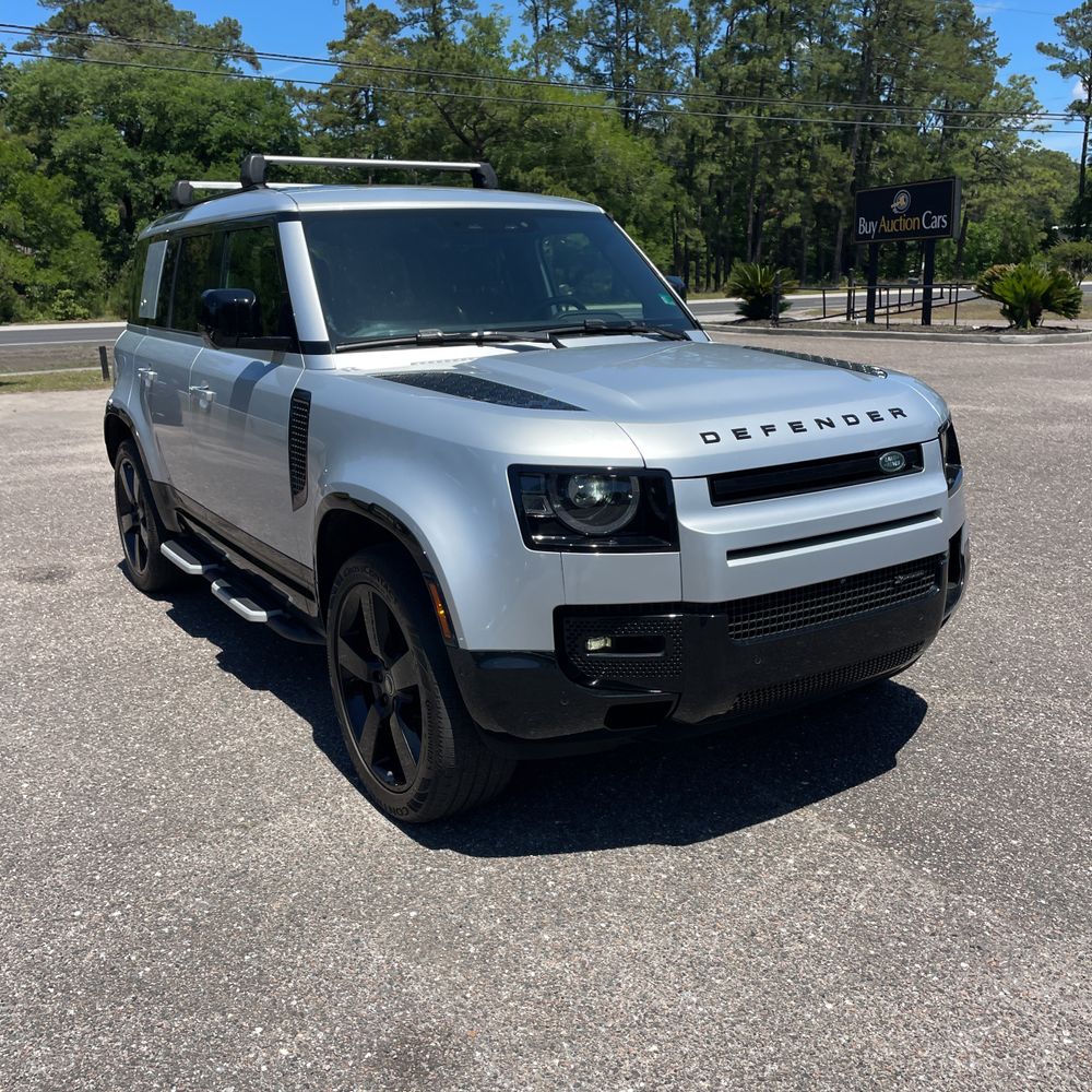 2023 Land Rover Defender 110 X-Dynamic SE