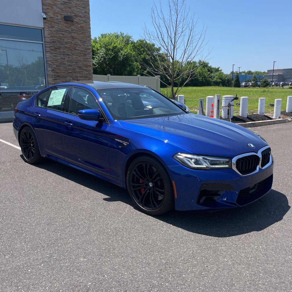 2022 BMW M5 Base