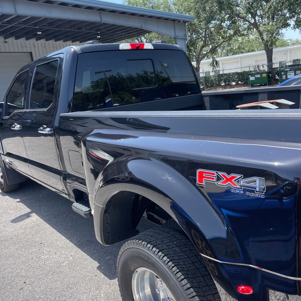 2023 Ford F-350 Super Duty Platinum