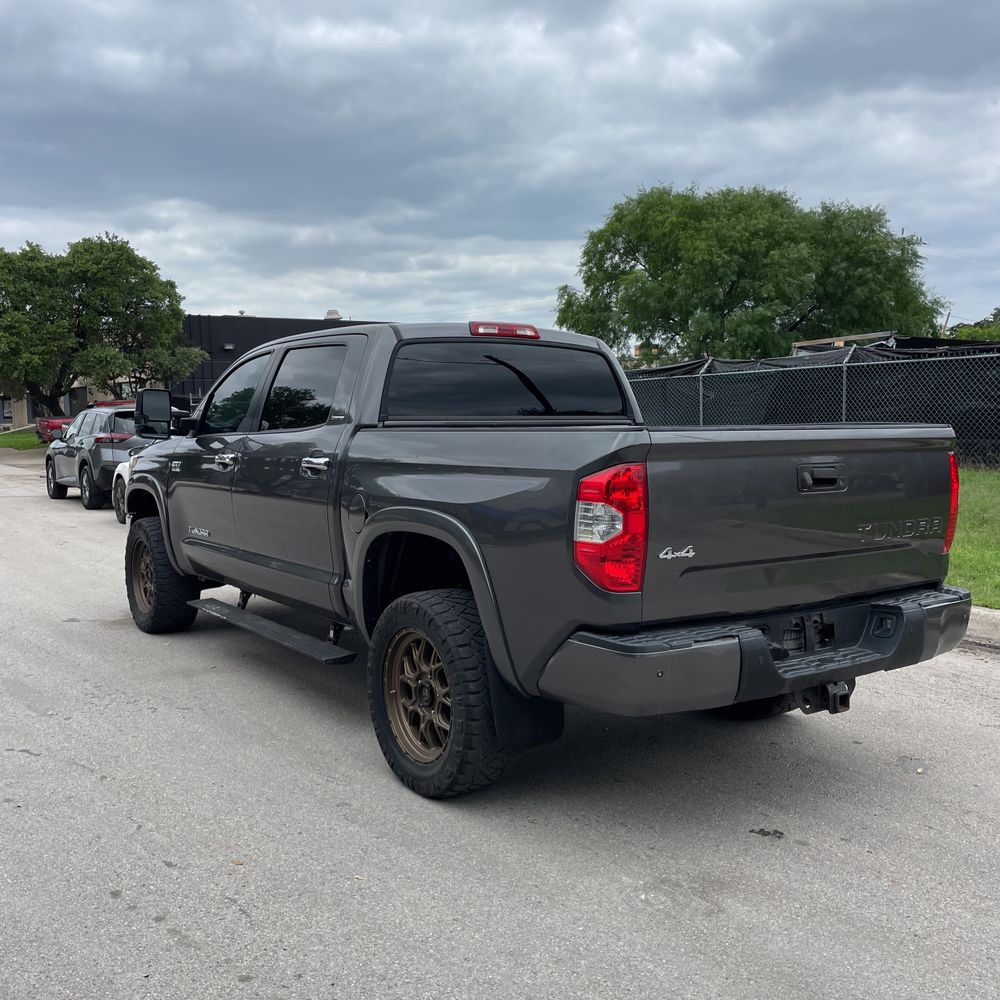 2017 Toyota Tundra Limited