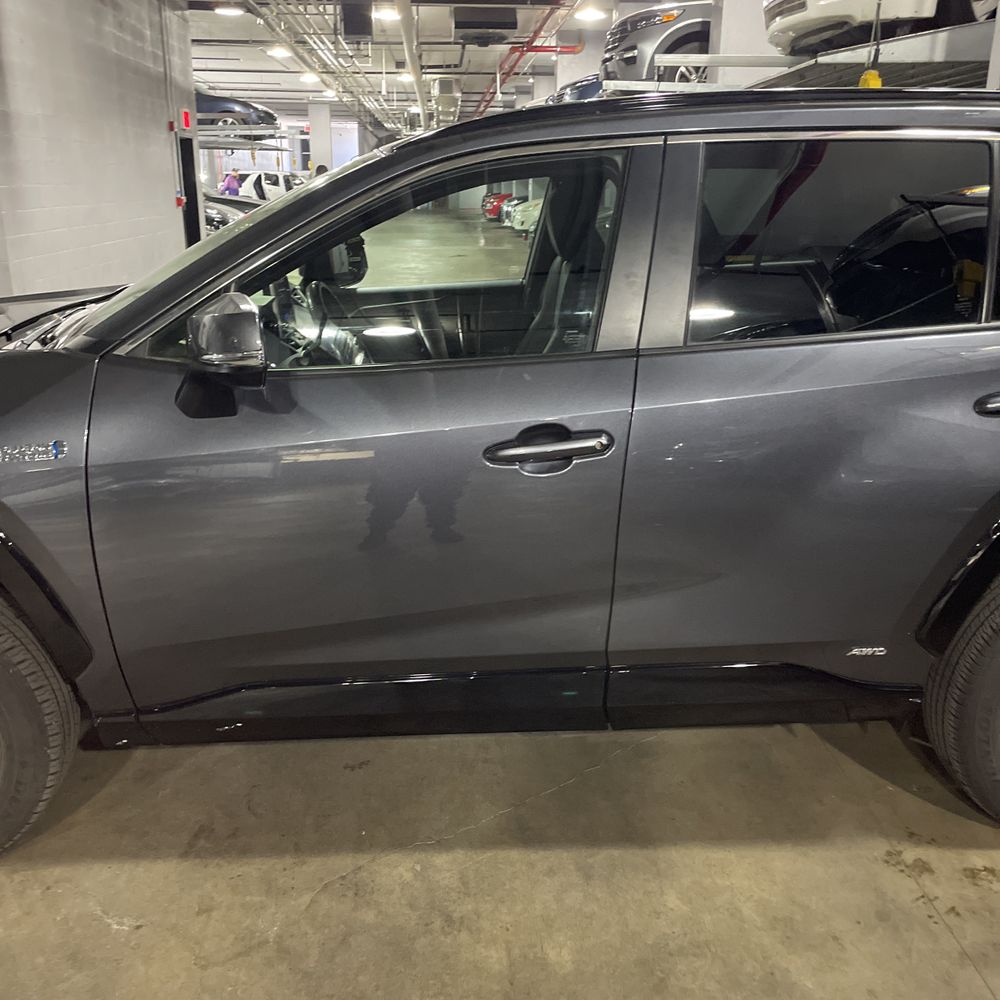2024 Toyota RAV4 Prime SE
