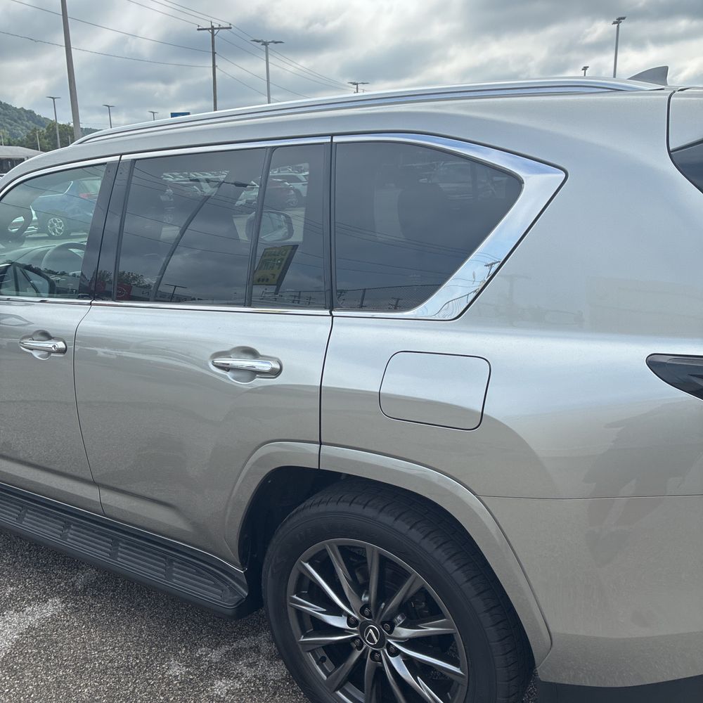2024 Lexus LX 600 F SPORT Handling