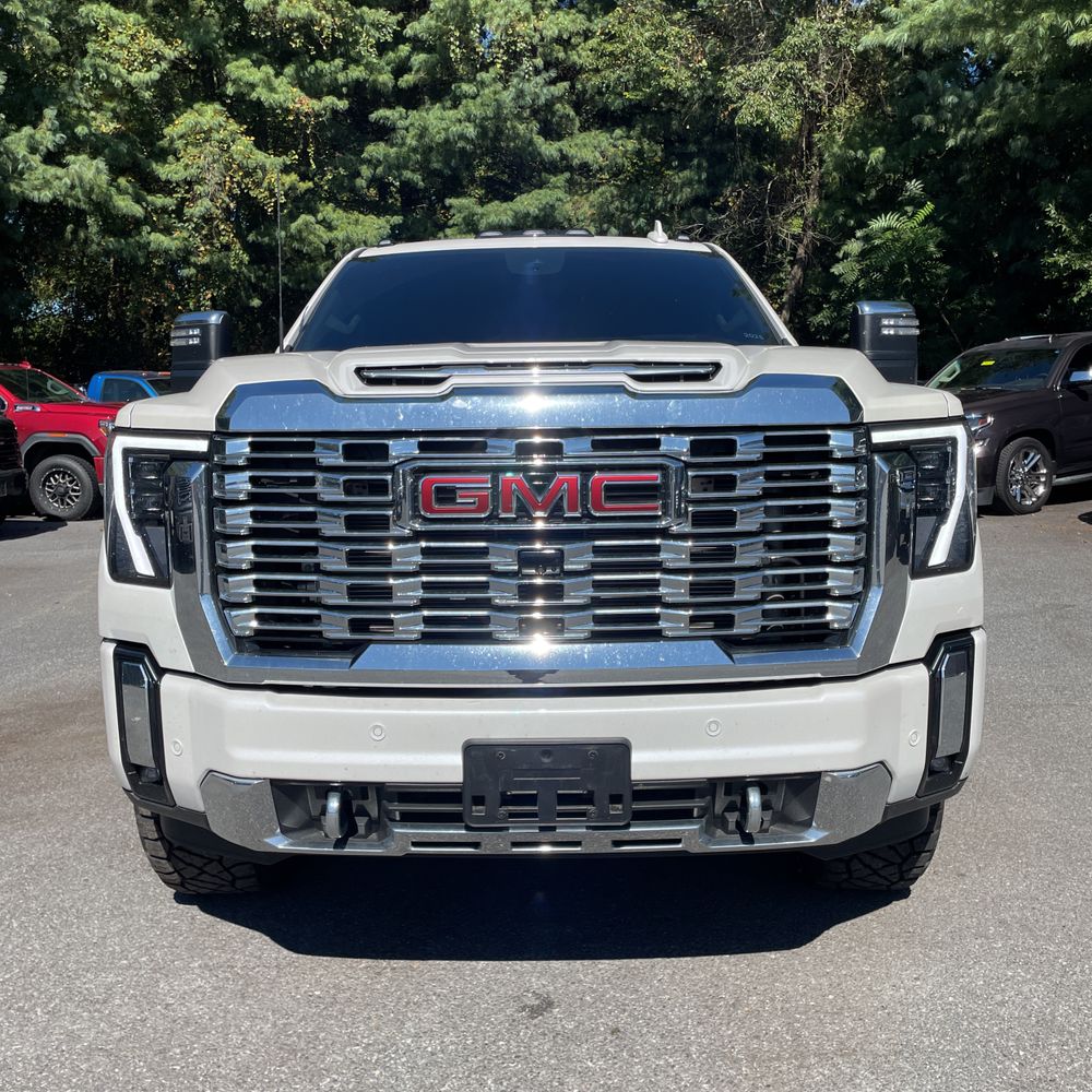 2024 GMC Sierra 3500HD Denali