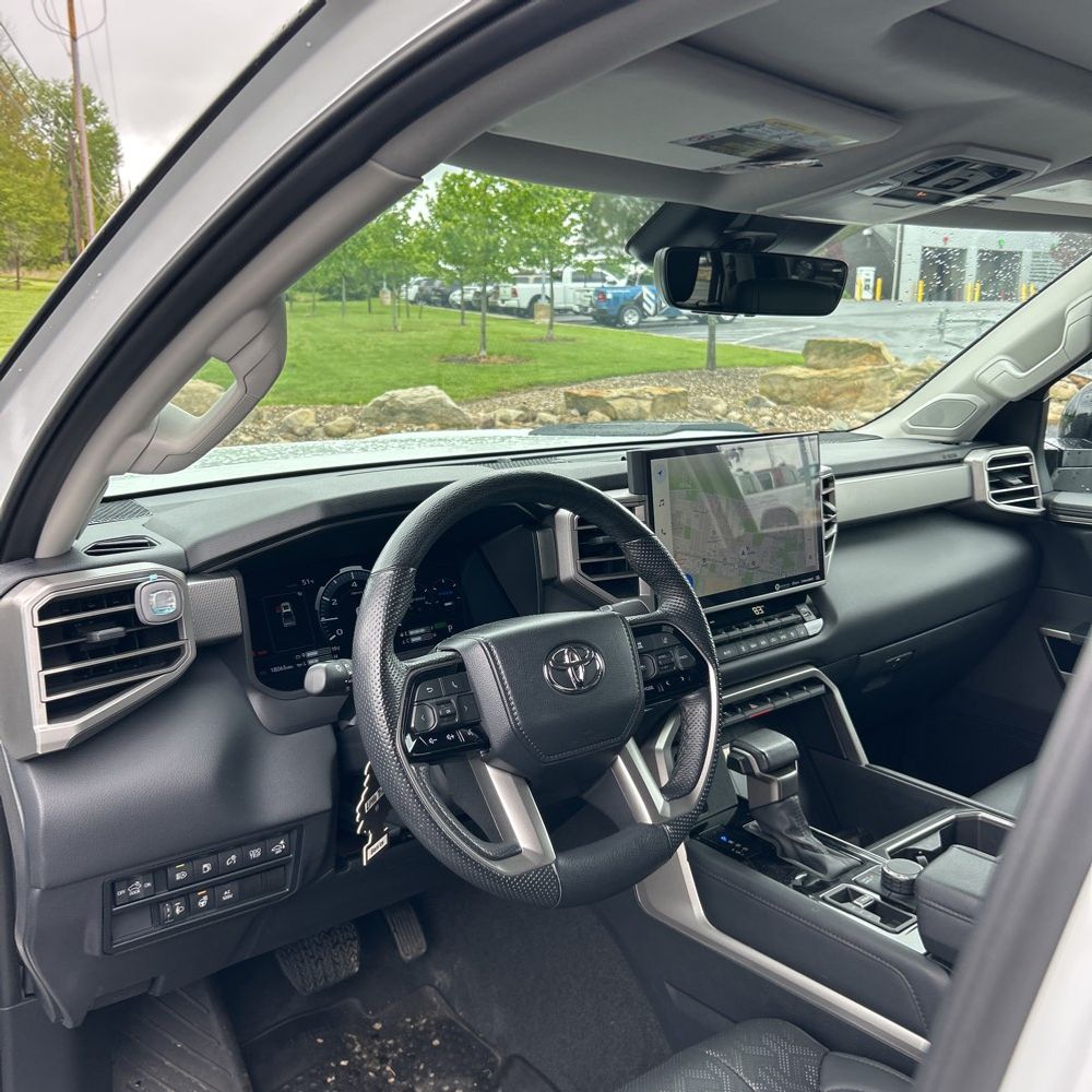 2024 Toyota Tundra Limited HV