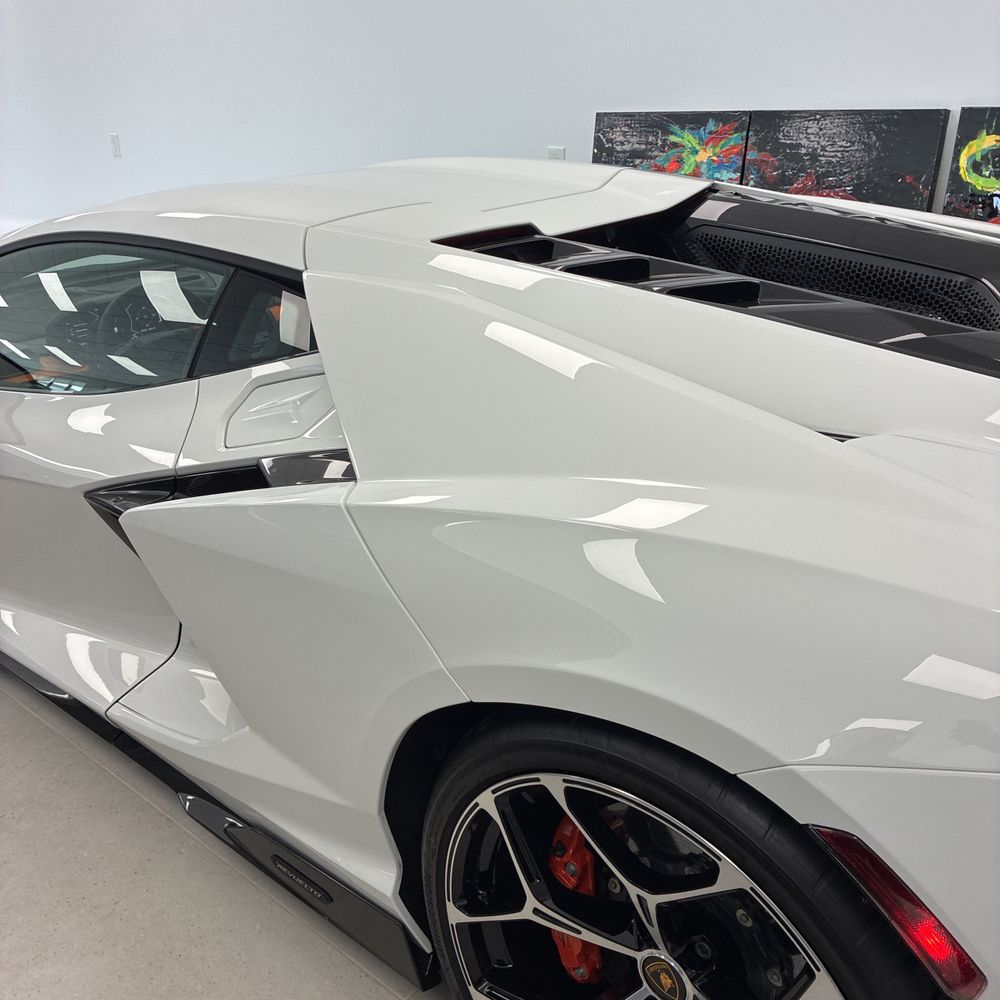 2024 Lamborghini Revuelto