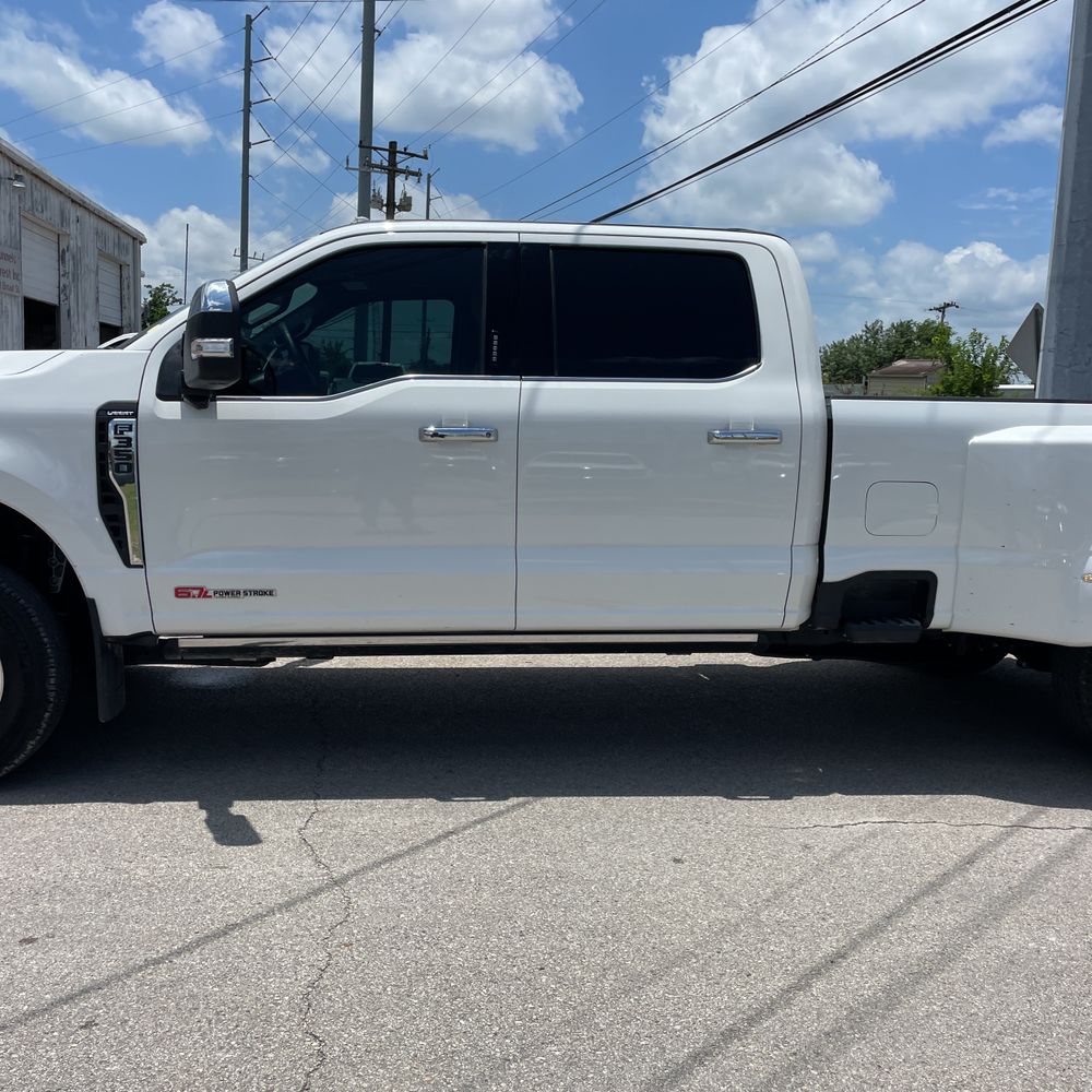 2024 Ford F-350 Super Duty Lariat