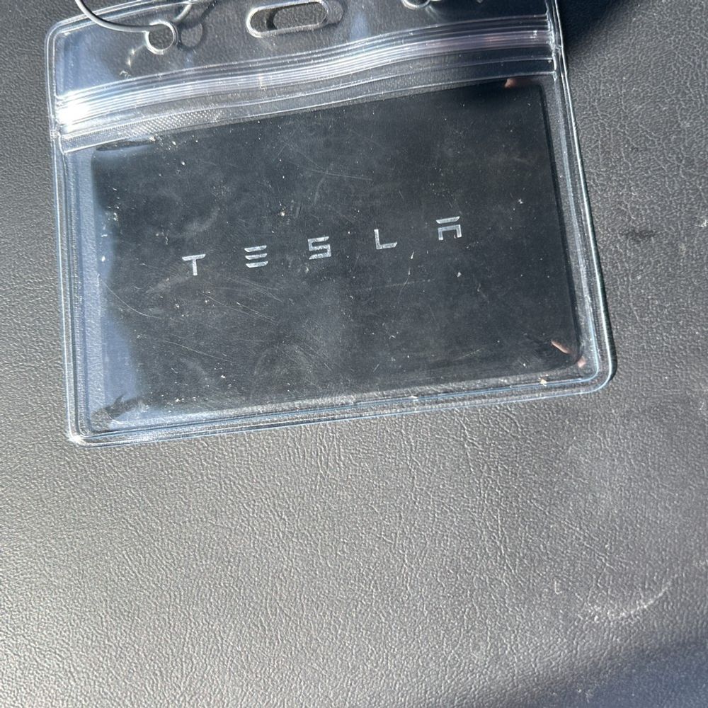 2024 Tesla Cybertruck Base