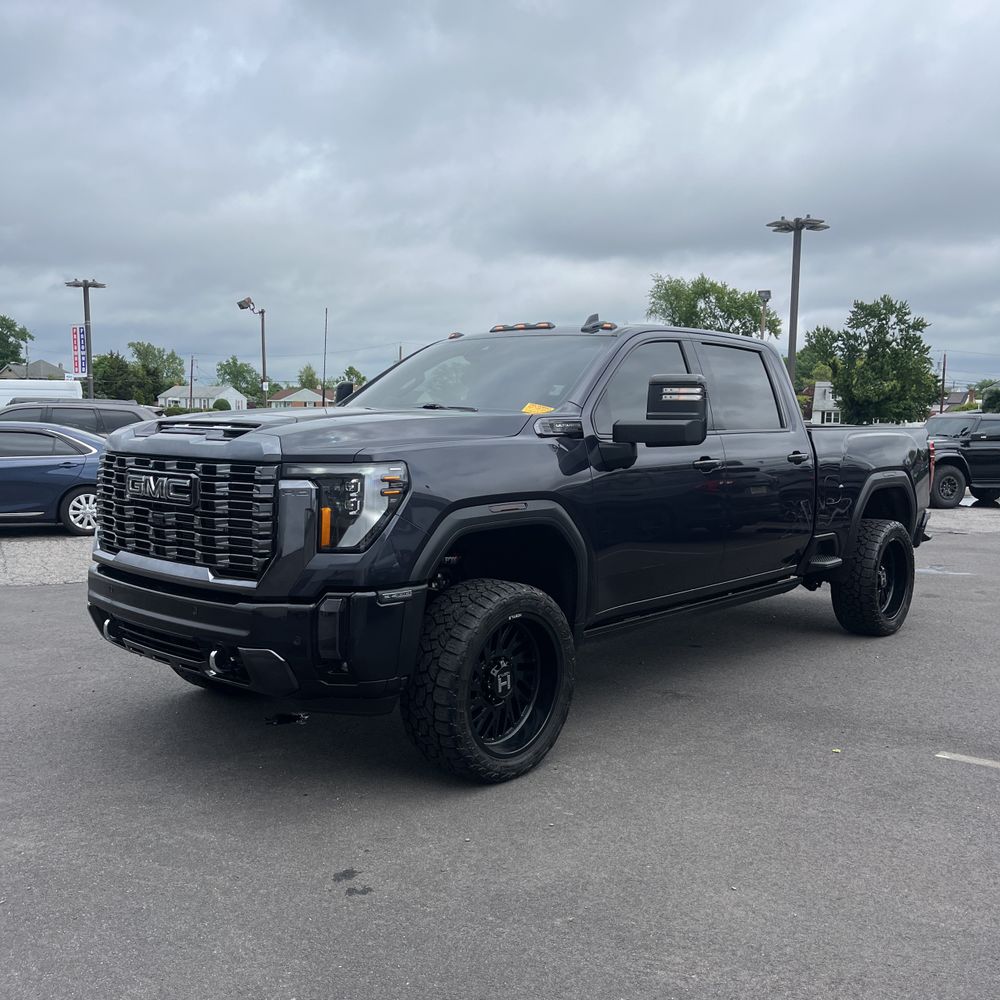 2024 GMC Sierra 3500HD Denali Ultimate