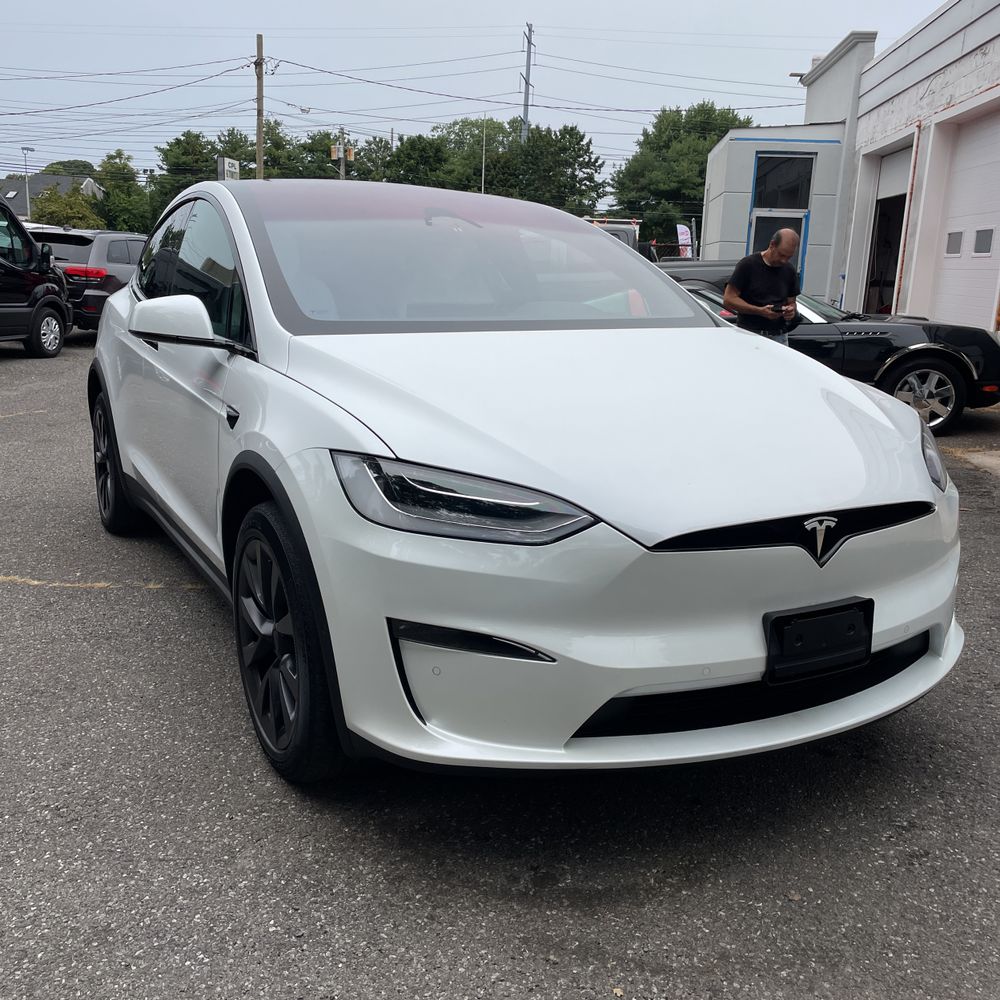 2022 Tesla Model X Plaid