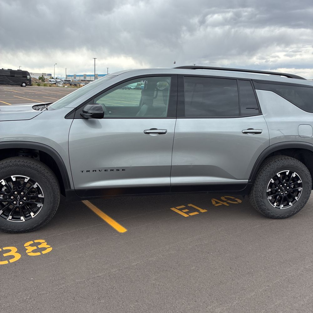 2025 Chevrolet Traverse Z71