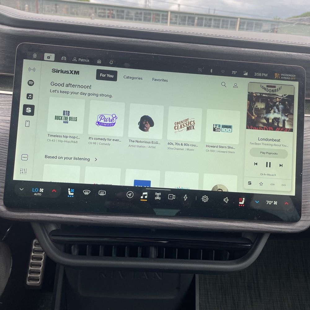 2022 Rivian R1T Launch Edition
