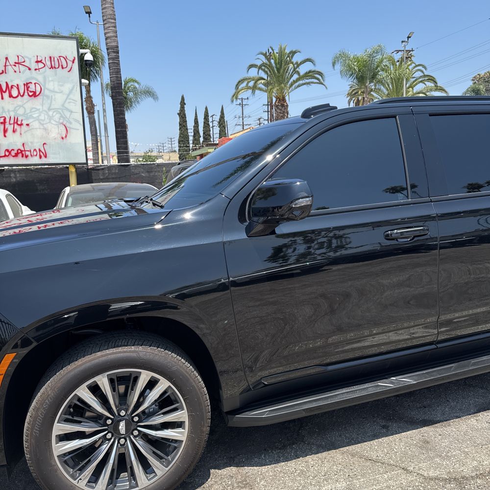 2025 Cadillac Escalade ESV Sport