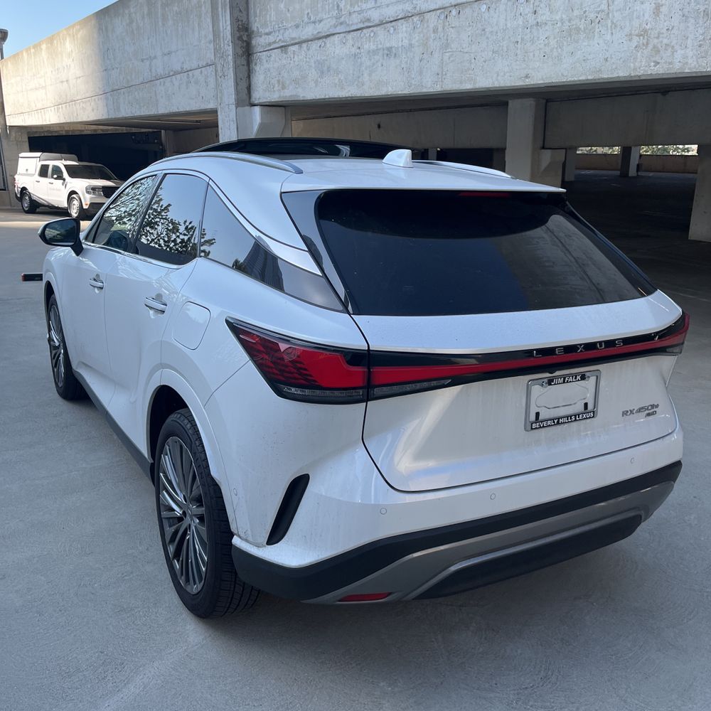 2024 Lexus RX 450h+ Luxury