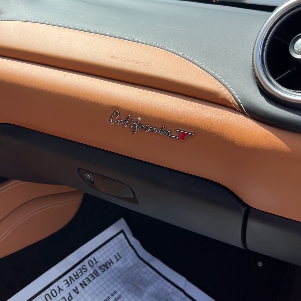 2016 Ferrari California T Base